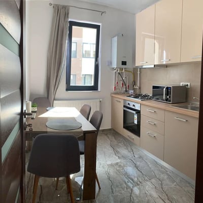 Аренда комфортных 2-комнатных апартаментов 52 м² в районе Tomis Nord, Констанца, Румыния